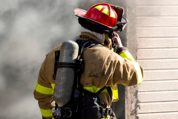 三屏加固便攜機在應(yīng)急指揮管理中的應(yīng)用